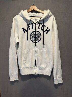 Abercrombie & Fitch Cream Full-Zip Hoodie with Navy Appliqué
